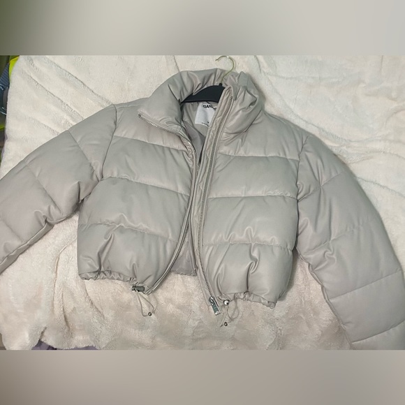 cropped puffer jacket. brand: garage size: medium - Picture 1 of 2